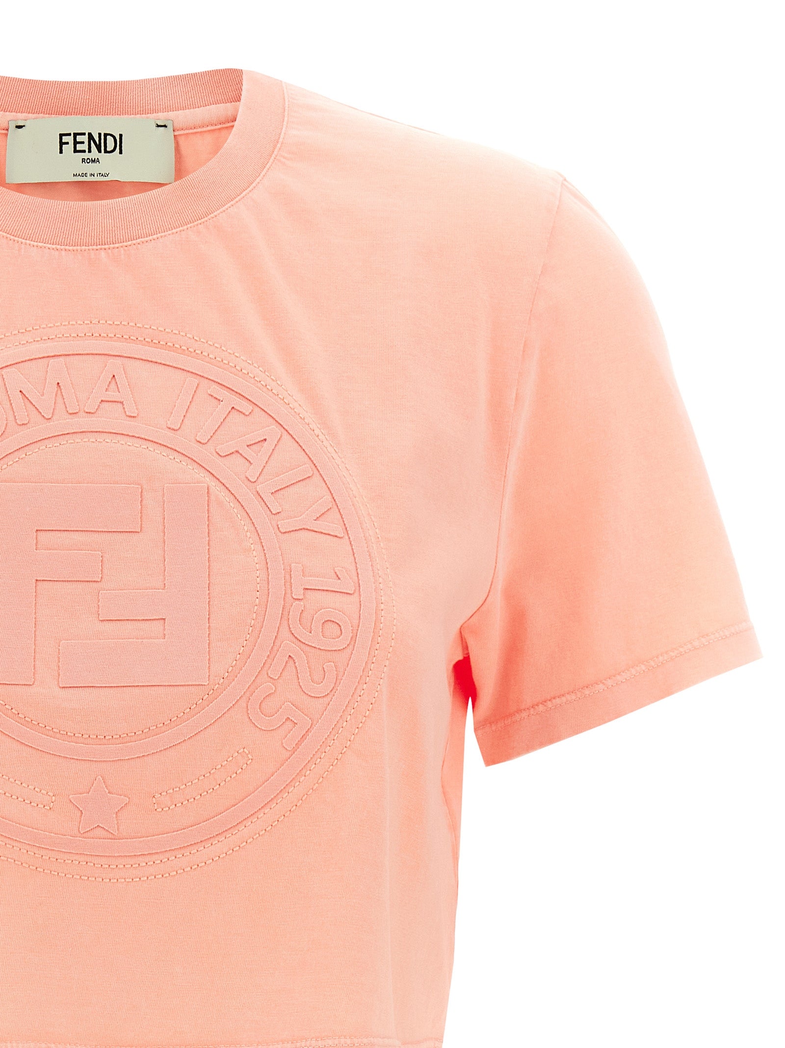 T-Shirt by Fendi for women in cotton multicolor & pink features an on trend silhouette, perfectly showcasing a on trend and crew neckline for an elevated aesthetic.