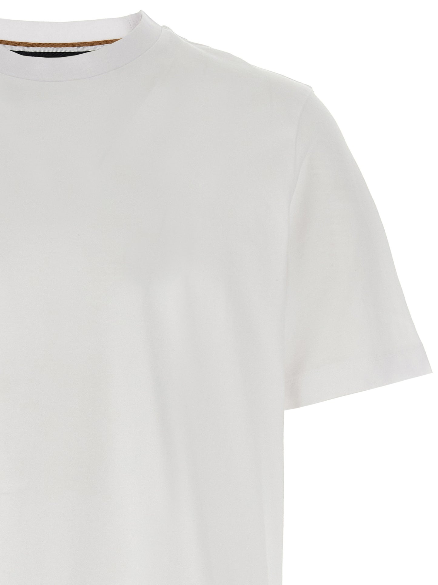 T-Shirt by Hugo Boss for men in cotton white features an on trend silhouette, perfectly showcasing a on trend and crew neckline for an elevated aesthetic.