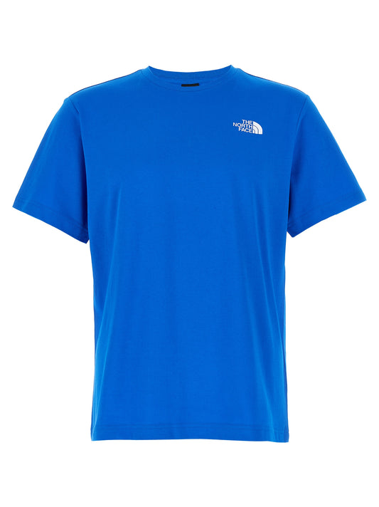T-Shirt by The North Face for men in cotton blue & print showcases a dramatic silhouette, elegantly detailed with a dramatic crew neckline and short-sleeve for a truly dramatic finish.