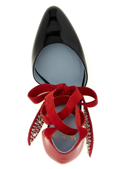 This High-Heel Pumps Heels by Valentino Garavani for women in suede calf & goat leather multicolor presents a effortlessly chic silhouette from the Women's Suede Calf & Goat Leather High-Heel Pumps Heels collection, featuring a effortlessly chic high-heel and effortlessly chic .