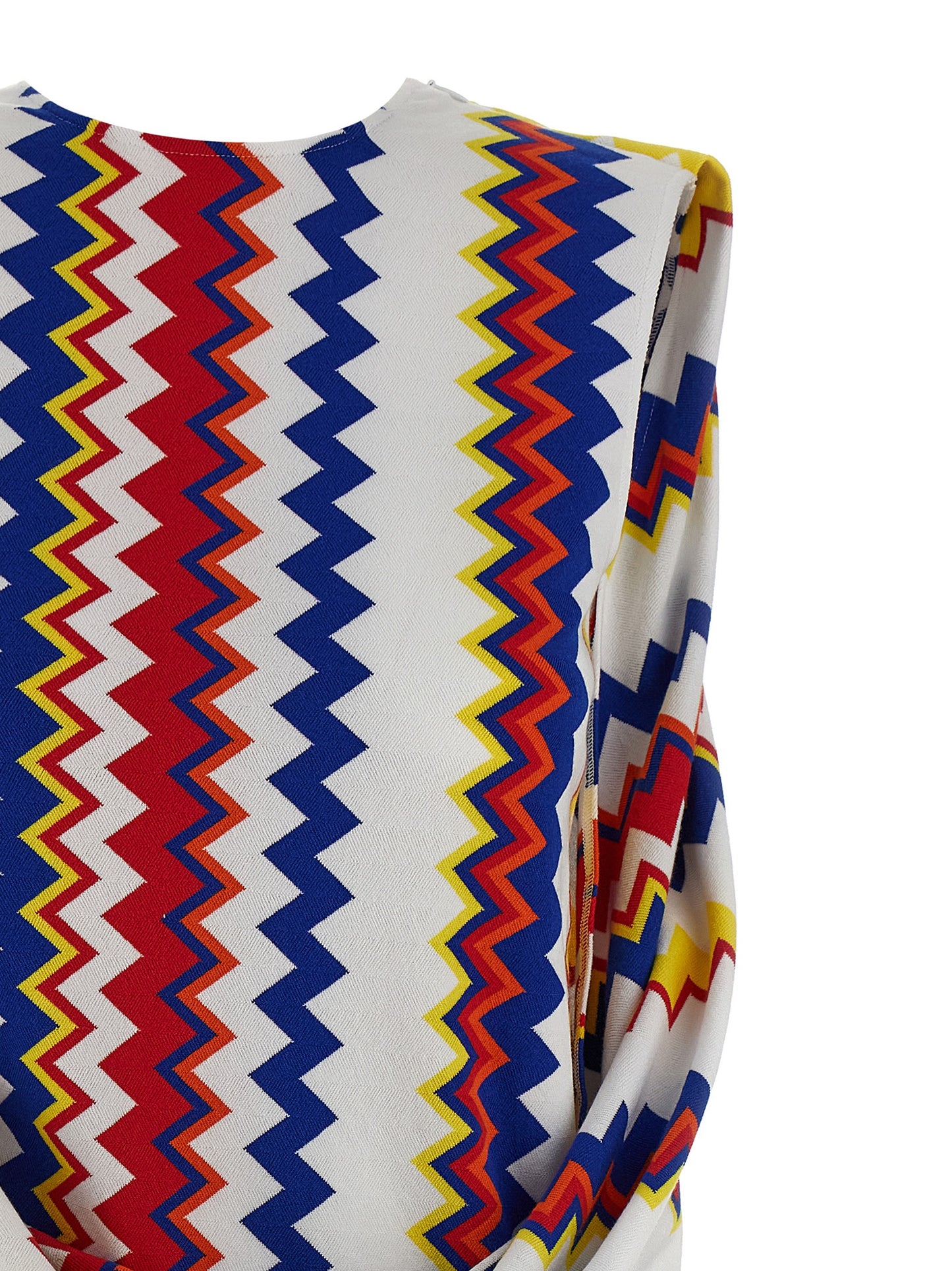 Dress by Missoni for women in polyester & viscose multicolor & patterned features an cute silhouette, detailed with a and crew neckline that elegantly flows into a cute short.