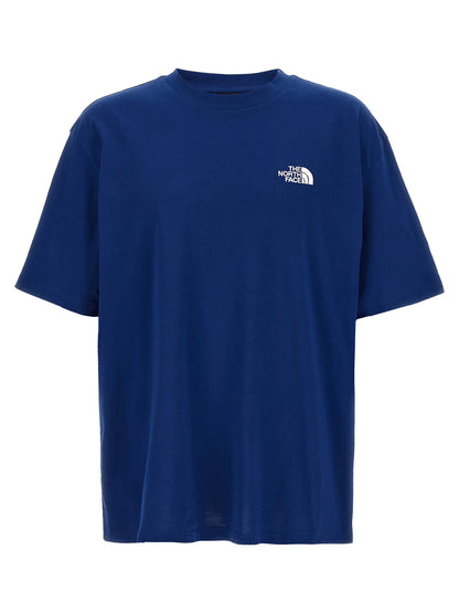 T-Shirt by The North Face for men in cotton blue showcases a dramatic silhouette, elegantly detailed with a dramatic crew neckline and for a truly dramatic finish.