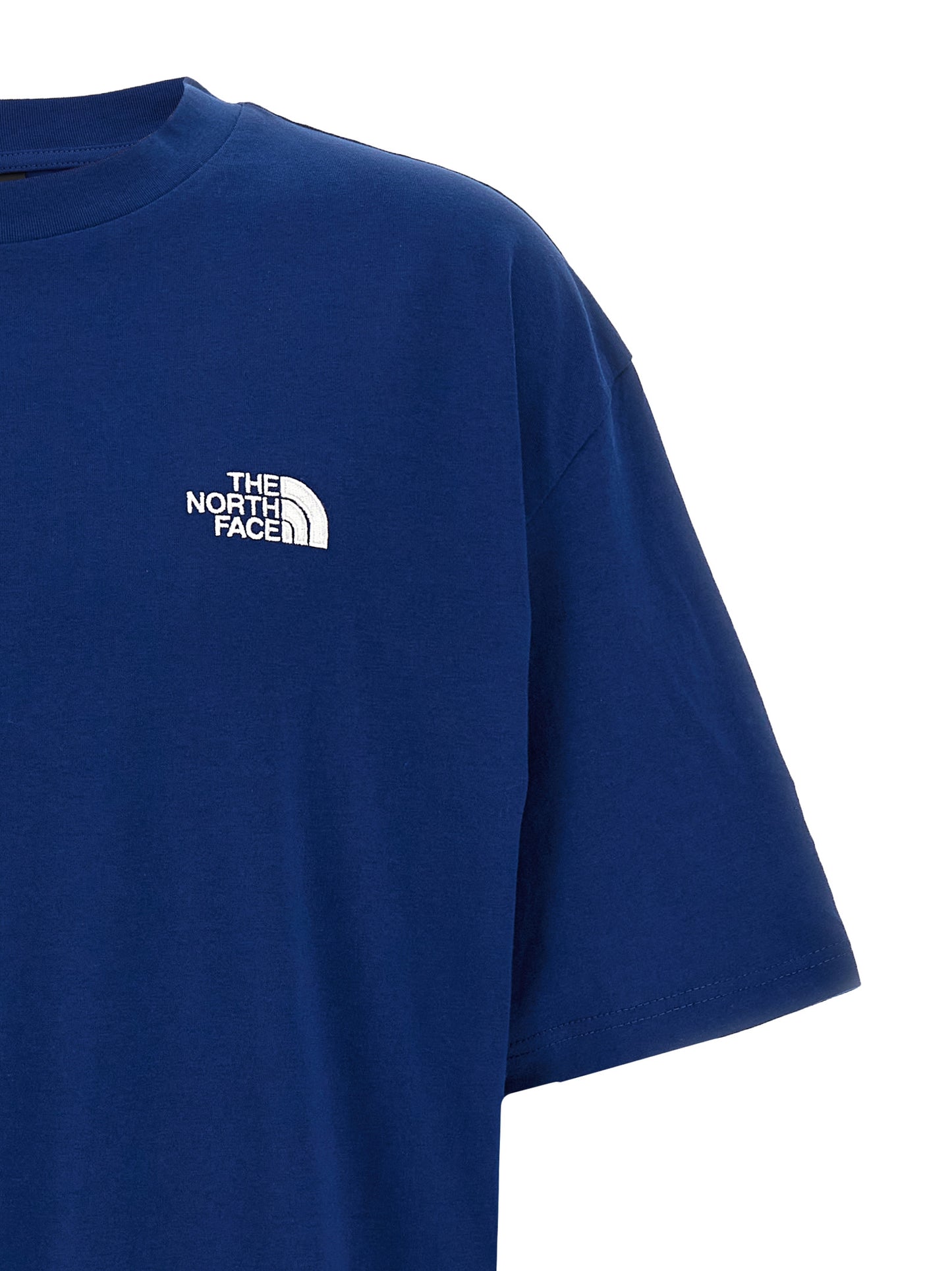 T-Shirt by The North Face for men in cotton blue features a plush silhouette, showcasing a sophisticated crew neckline and for a truly plush finish.