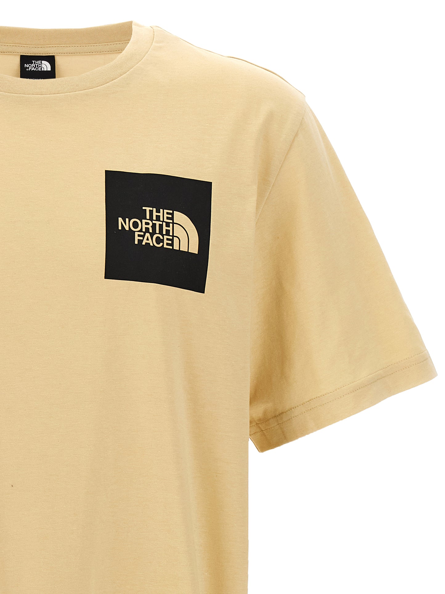 T-Shirt by The North Face for men in cotton polyester beige & print showcases a unassuming silhouette, artfully detailed with a refined crew neckline and unassuming for a sophisticated, contemporary look.