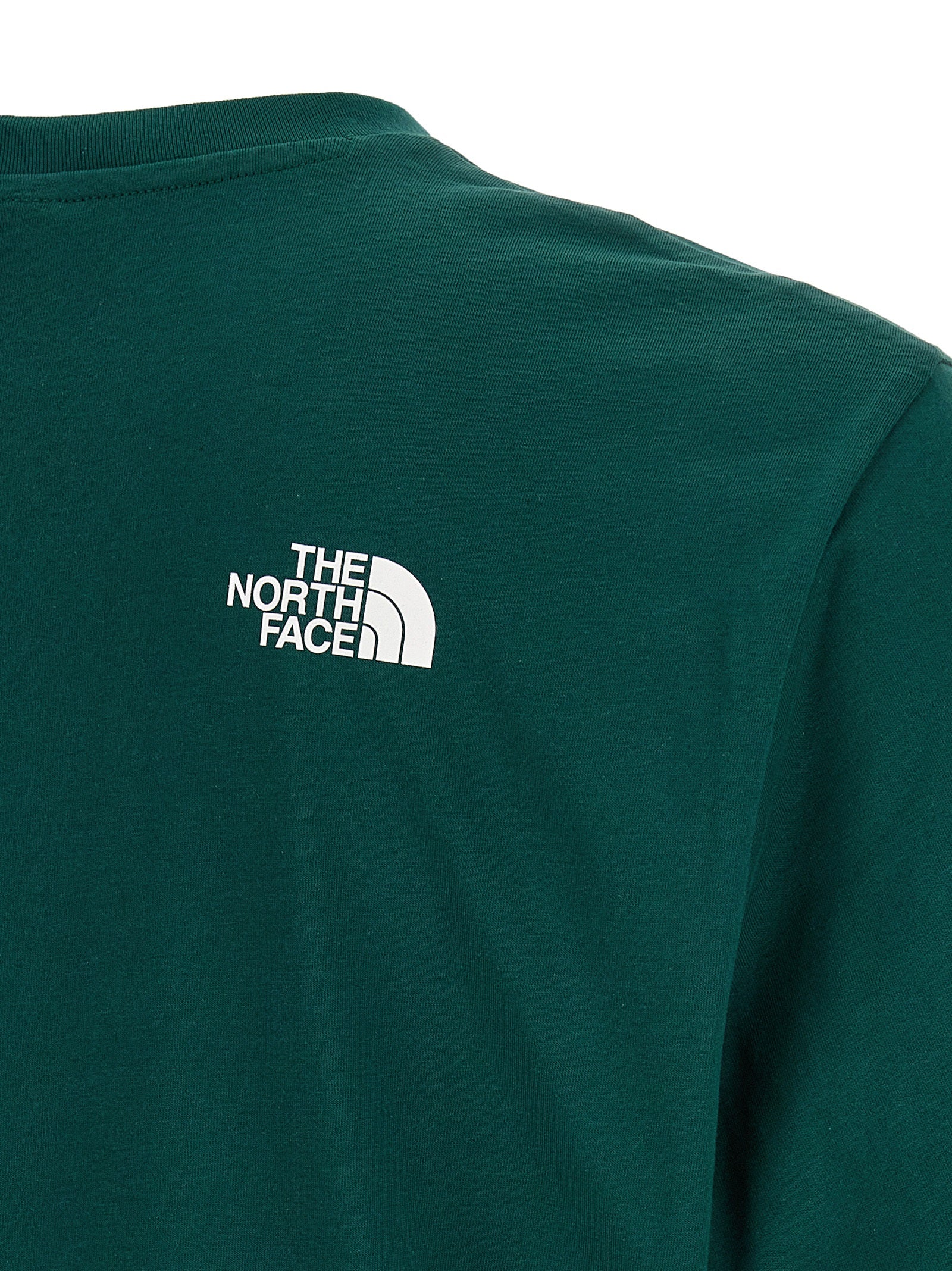 T-Shirt by The North Face for men in cotton polyester bicolour, green & print showcases a fashionable silhouette, elegantly detailed with a fashionable and for a sophisticated, high-fashion look.