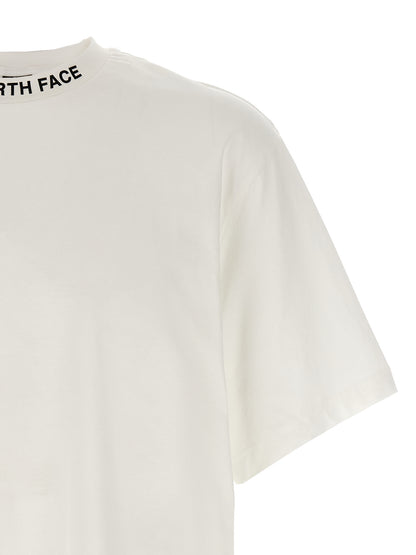 T-Shirt by The North Face for men in cotton bicolour, black & white showcases a fashionable silhouette, elegantly detailed with a fashionable and crew neckline for a sophisticated, high-fashion look.