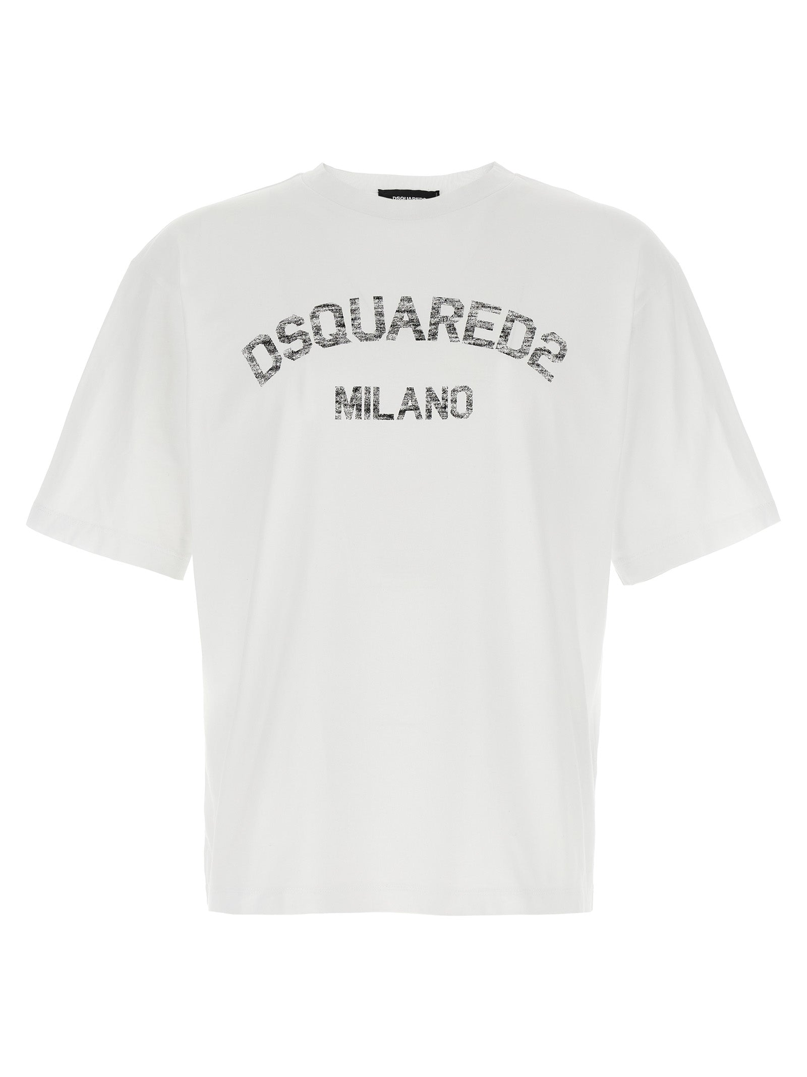 T-Shirt by Dsquared² for men in cotton white & print features a plush silhouette, showcasing a sophisticated crew neckline and short-sleeve for a truly plush finish.