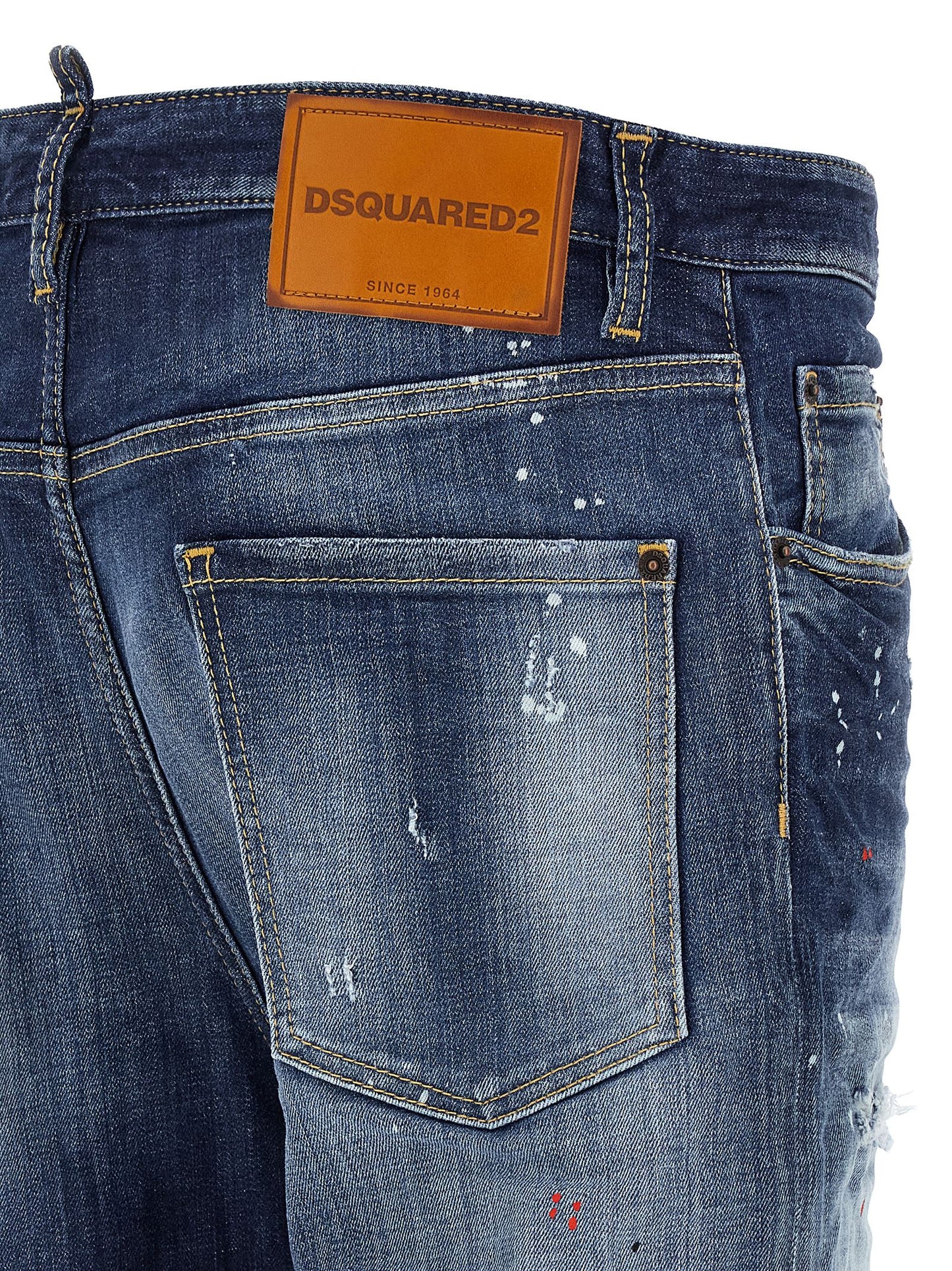 Jeans by Dsquared² for men in stretch denim cotton blue features a refined silhouette with a refined relaxed-fit, defined by a and a refined long for a refined finish.