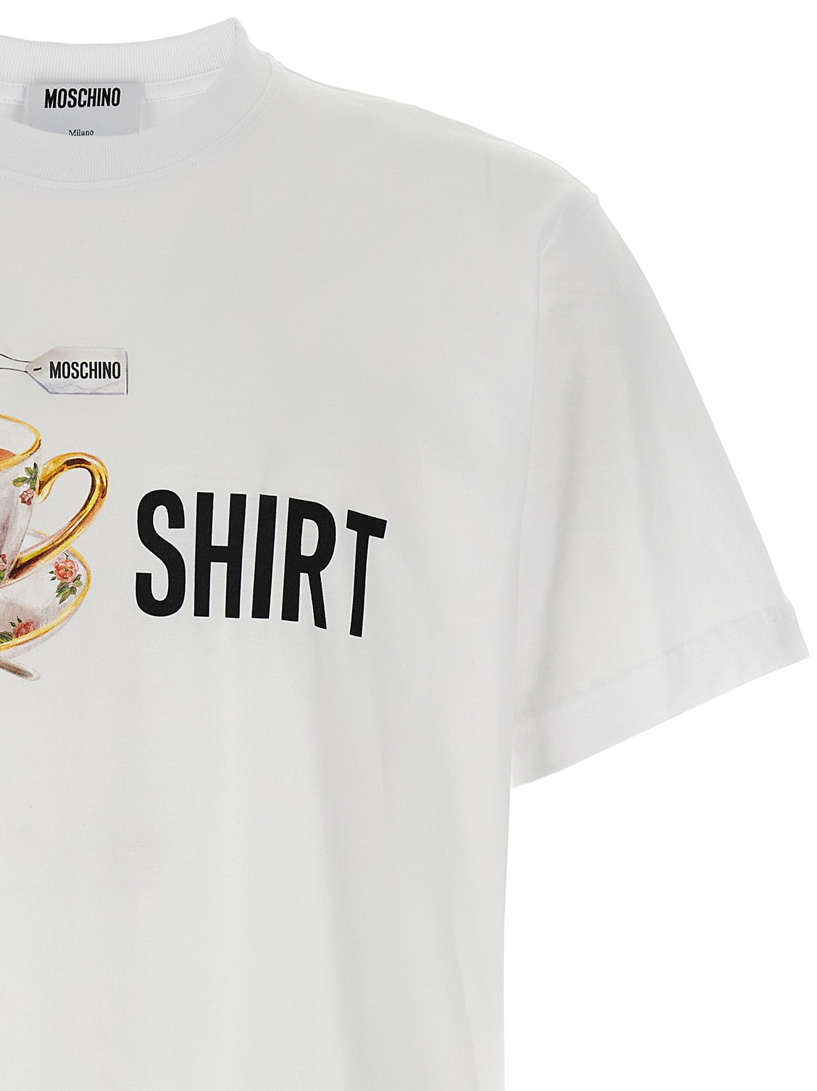 T-Shirt by Moschino for men in organic cotton white & print showcases a fashionable silhouette, elegantly detailed with a fashionable and for a sophisticated, high-fashion look.