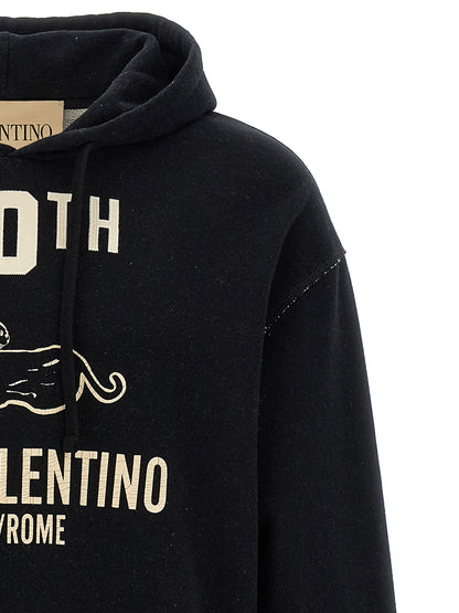Sweatshirt Hoodie by Valentino Garavani for men in cotton black & print features a edgy silhouette, detailed with a edgy hooded neckline and for a refined finish.