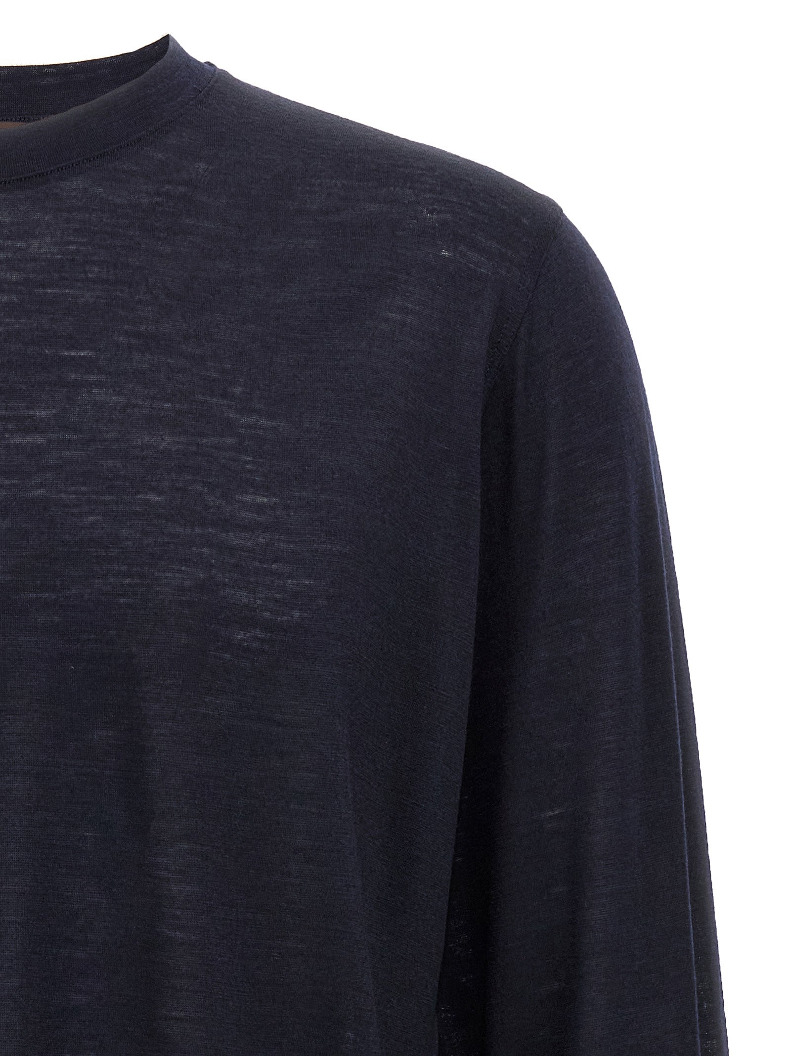 Activewear T-Shirt by ZANONE for men in virgin wool blue features an contemporary design with , a length, and a contemporary crew neckline.