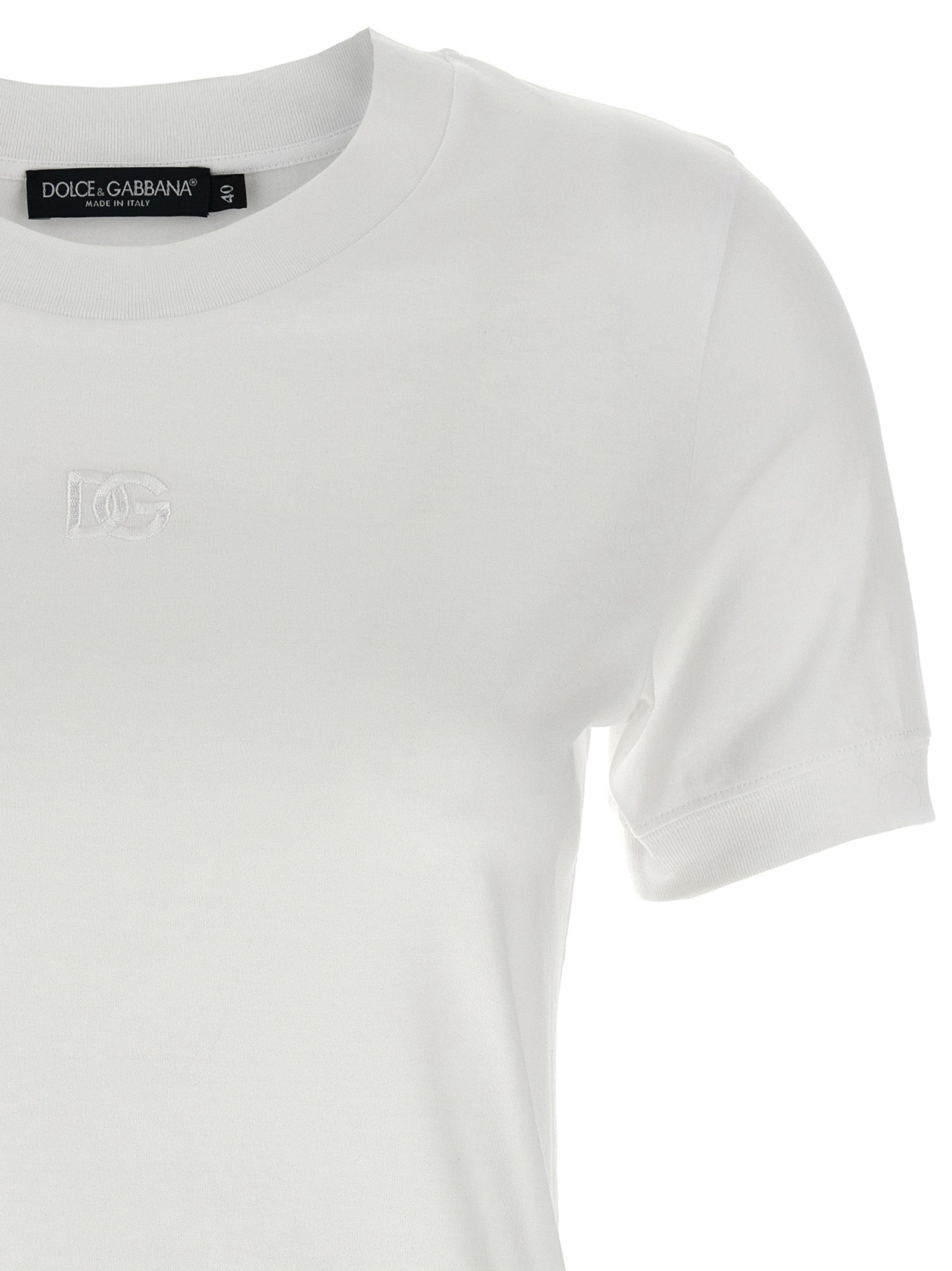 T-Shirt by Dolce & Gabbana for women in cotton white features an on trend silhouette, perfectly showcasing a on trend and crew neckline for an elevated aesthetic.