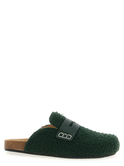 Flat Mule Mules Loafer Slip-On Shoes by J.W.Anderson for women in virgin wool bicolour & green features an dynamic silhouette from the Women's Virgin Wool Flat Mule Mules Loafer Slip-On Shoes collection, defined by a dynamic and flat for a dynamic look.