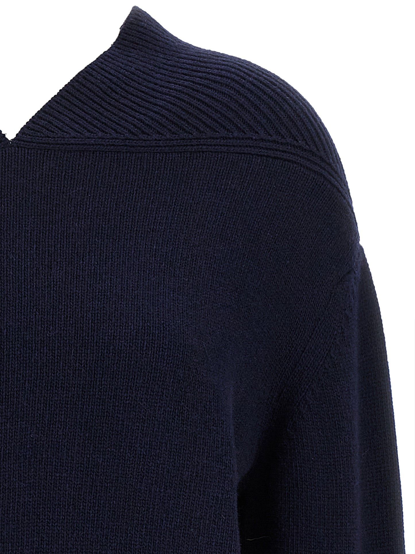 Cardigan by Victoria Beckham for women in cashmere blue showcases a luxurious silhouette, meticulously detailed with a sophisticated v-neck neckline and for a refined finish.
