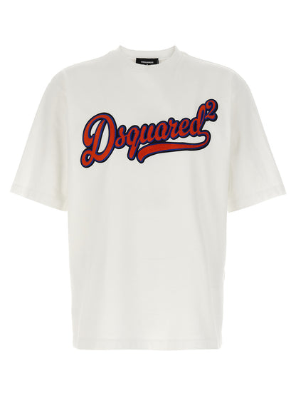 T-Shirt by Dsquared² for men in cotton white & print features an edgy silhouette, meticulously detailed with a sophisticated short-sleeve and crew neckline for a truly edgy finish.