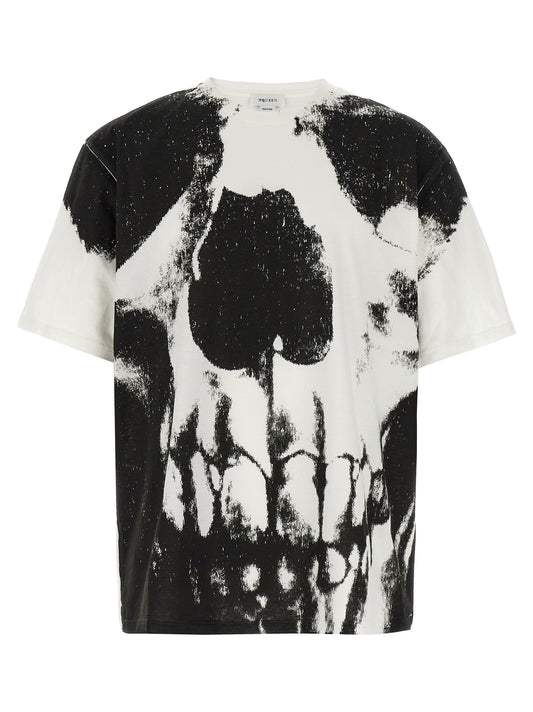 T-Shirt by Alexander McQueen for men in cotton bicolour, black, white & print showcases a fashionable silhouette, elegantly detailed with a fashionable short-sleeve and crew neckline for a sophisticated, high-fashion look.