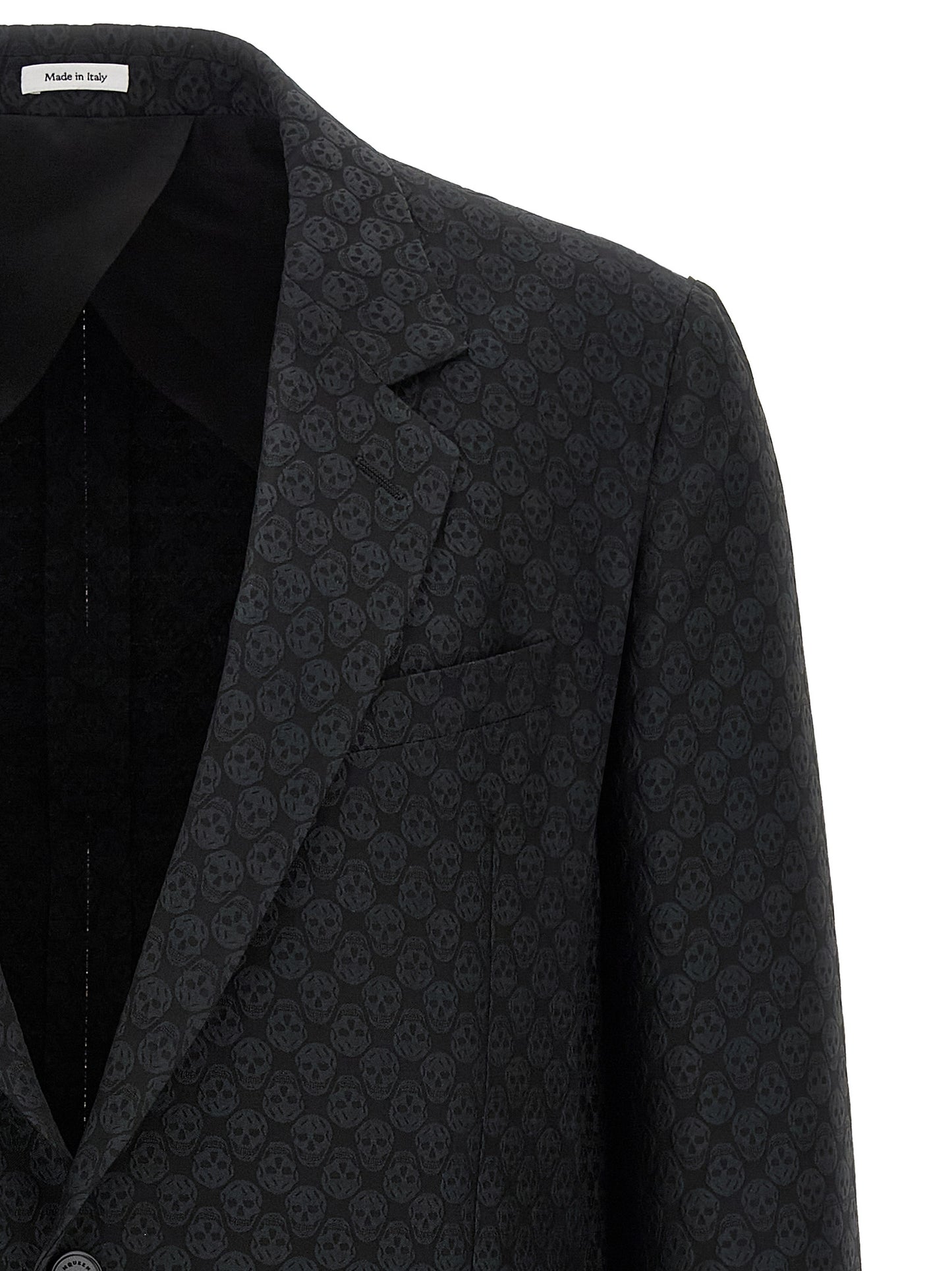 Blazer by Alexander McQueen for men in polyester & viscose black, patterned & jacquard features an stylish silhouette, showcasing a sophisticated and stylish for a truly stylish finish.