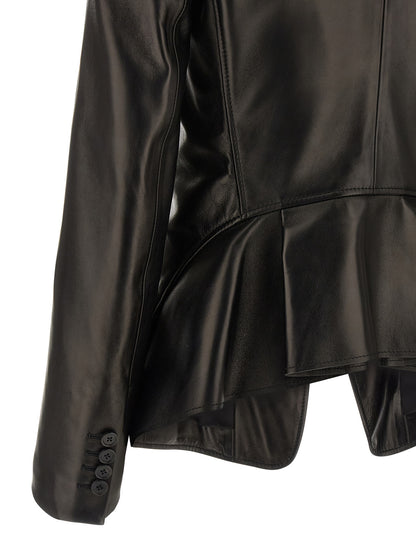 This Blazer by Alexander McQueen for women in lamb leather black presents a tailored silhouette, meticulously tailored with a tailored and distinctive for a tailored finish.