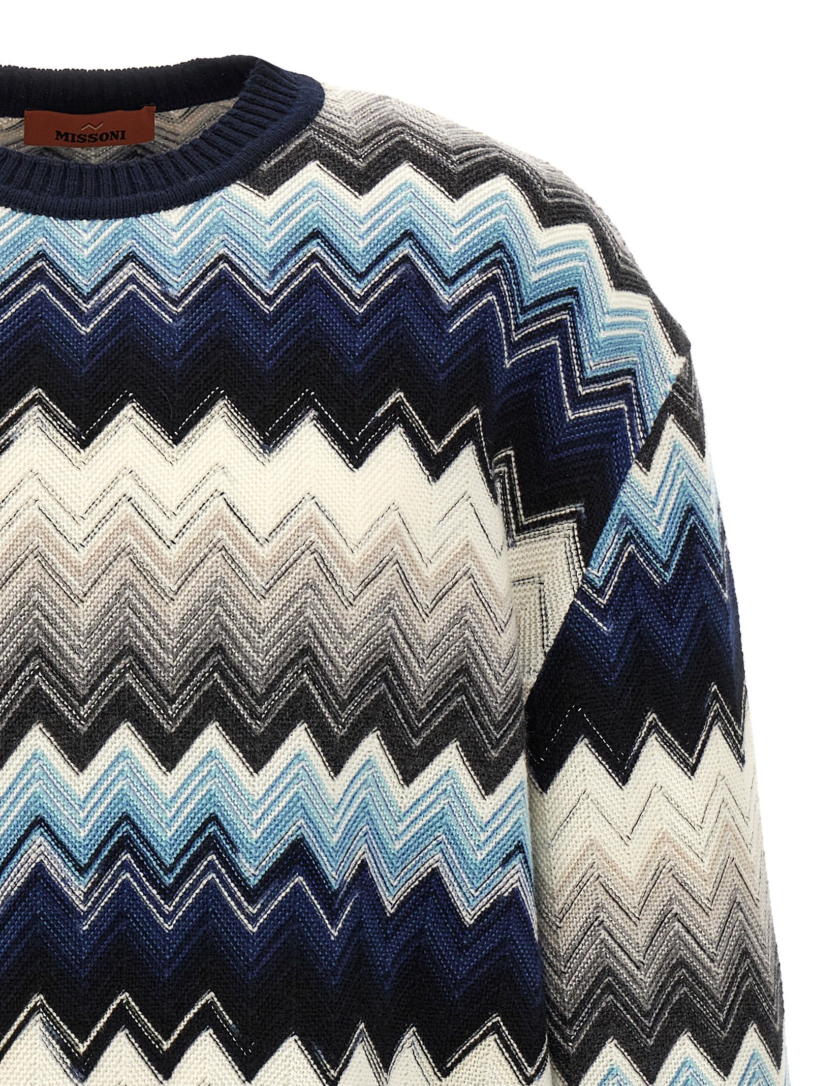 Cardigan by Missoni for men in wool cotton multicolor & patterned presents a textural silhouette, artfully finished with a textural and for a sophisticated, textural look.