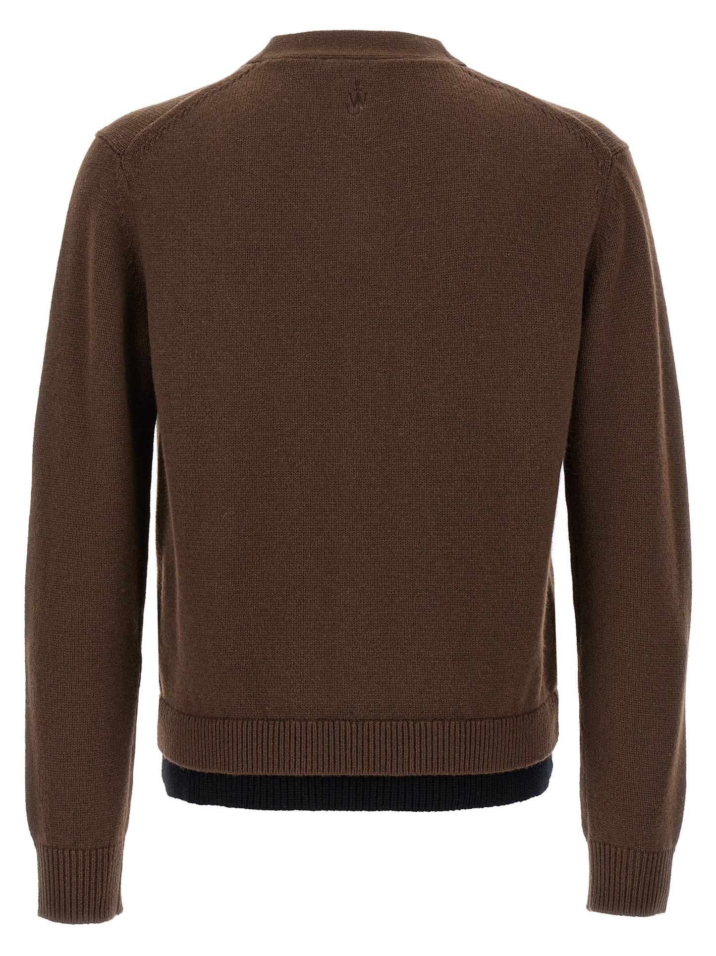Cardigan by J.W.Anderson for men in cashmere brown showcases a luxurious silhouette, meticulously detailed with a sophisticated round v-neck neckline and for a refined finish.