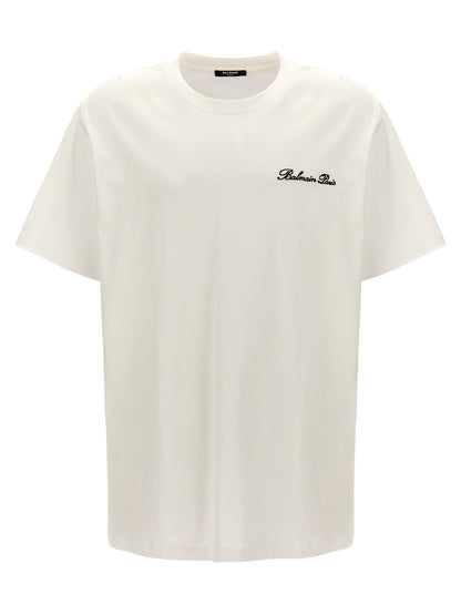 T-Shirt by Balmain for men in cotton bicolour, black, white & signature features an edgy silhouette, meticulously detailed with a sophisticated short-sleeve and for a truly edgy finish.
