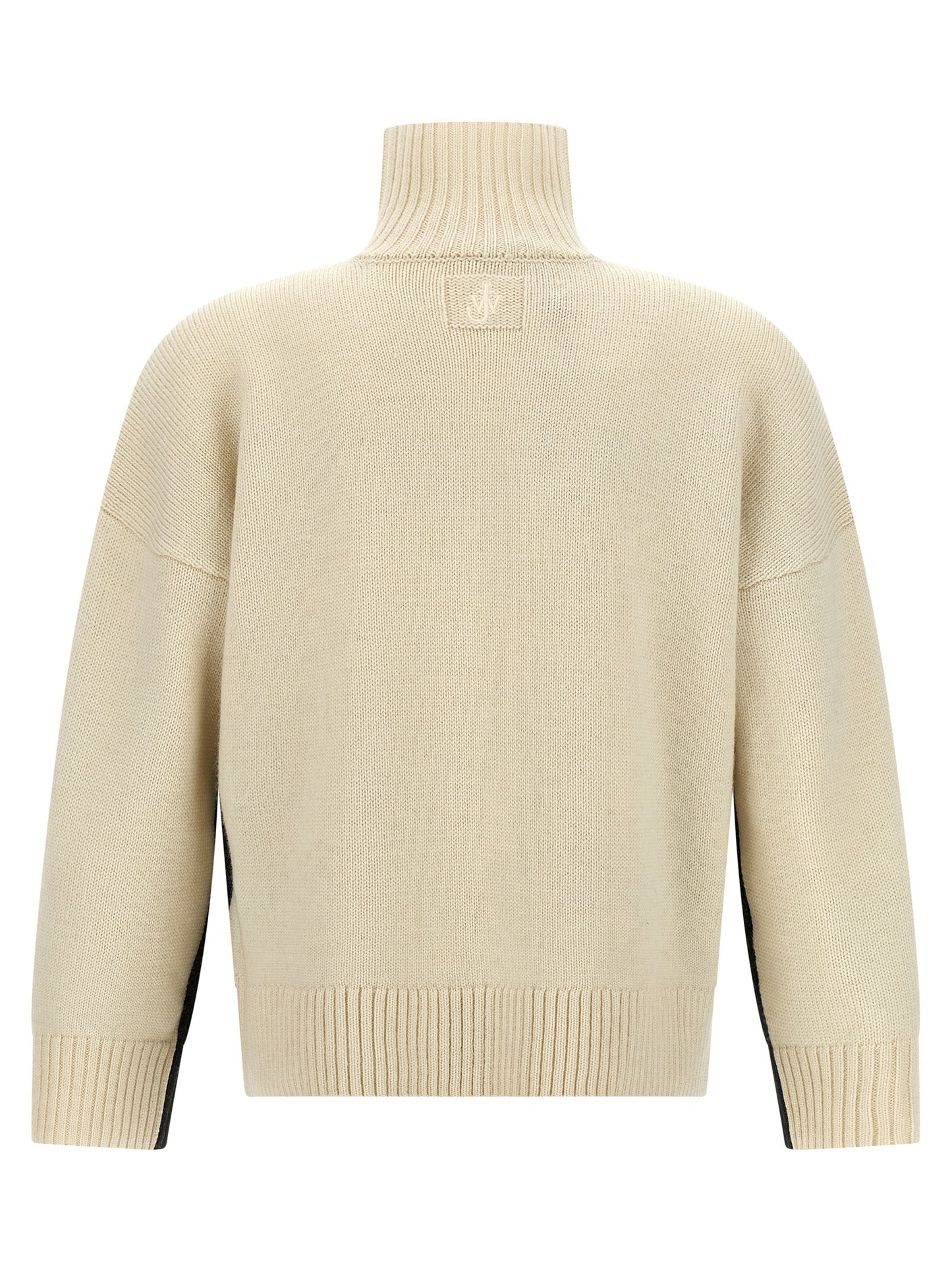 Cardigan by J.W.Anderson for men in cashmere acrylic wool gray presents a textural silhouette, artfully finished with a textural high-neck neckline and for a sophisticated, textural look.