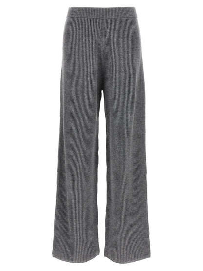 Trousers by Sportmax for women in cashmere gray presents a perennial silhouette, meticulously tailored with a straight-leg & wide cut, long finish, and an elegant .