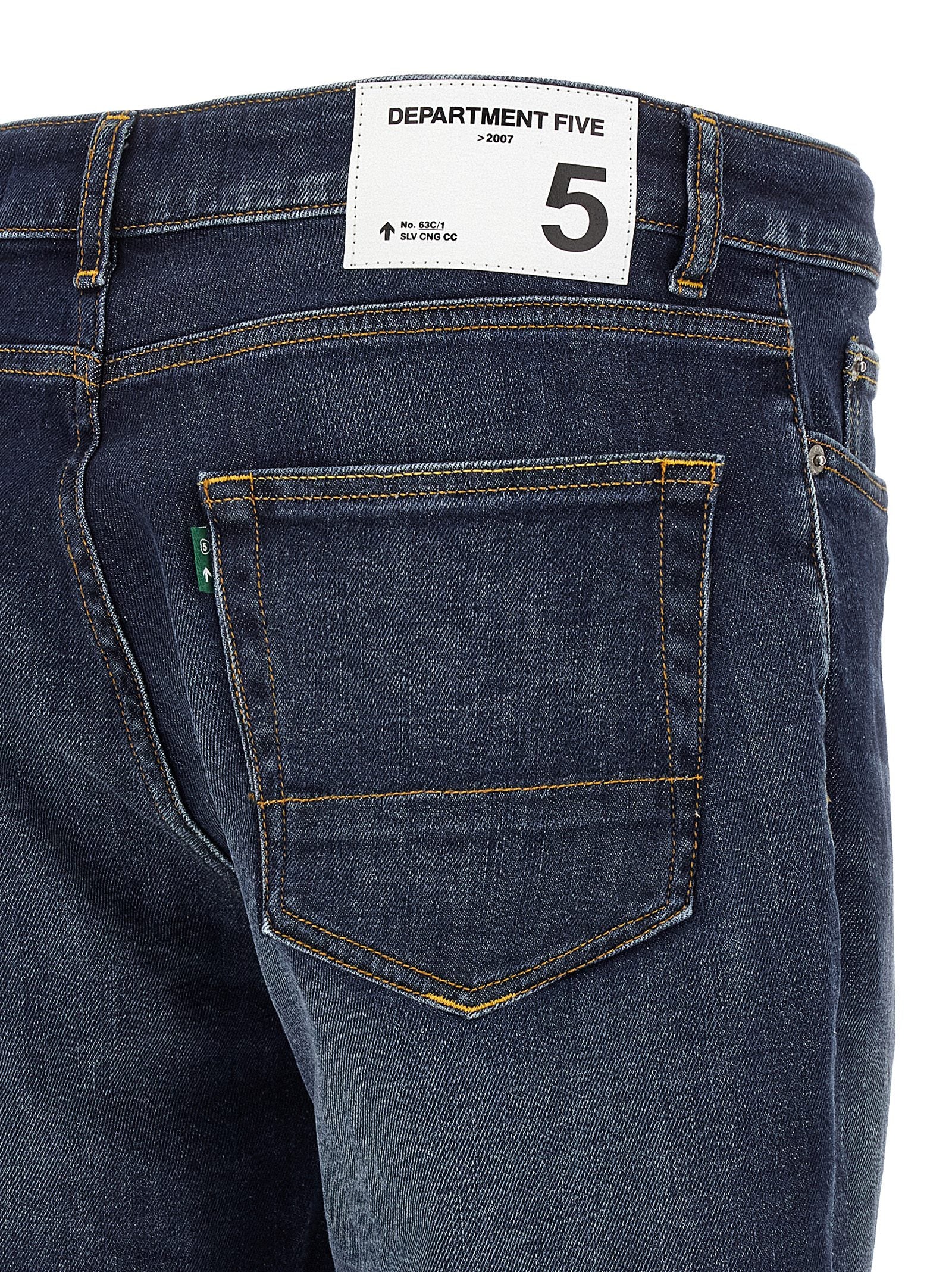 Jeans by Department 5 for men in stretch denim cotton blue features an sartorial straight-leg & regular-fit and long with a cut for a sartorial finish.