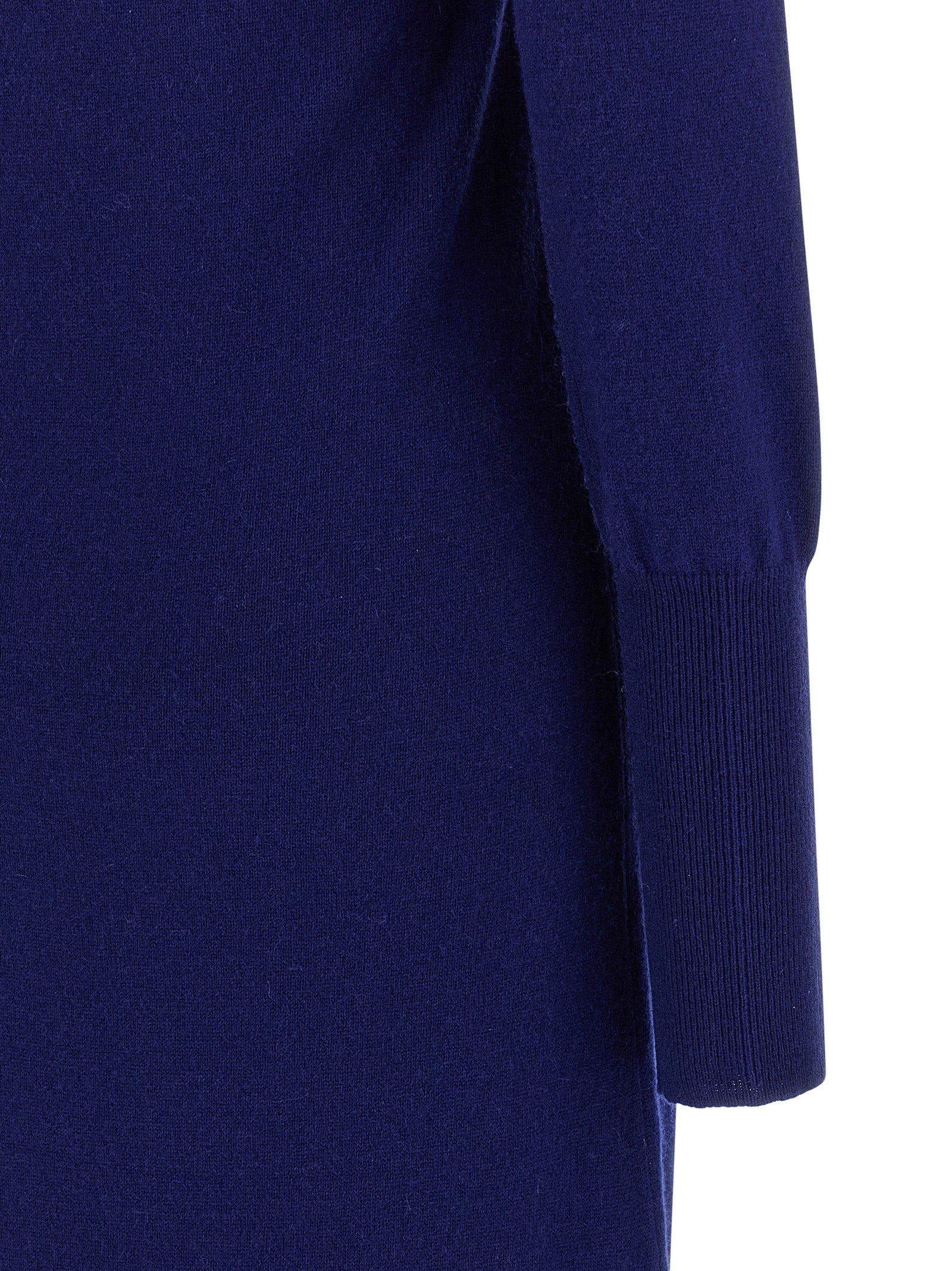 Dress by Tom Ford for women in cashmere blue features an magnificent silhouette, artfully detailed with a magnificent and that flows into an magnificent long.