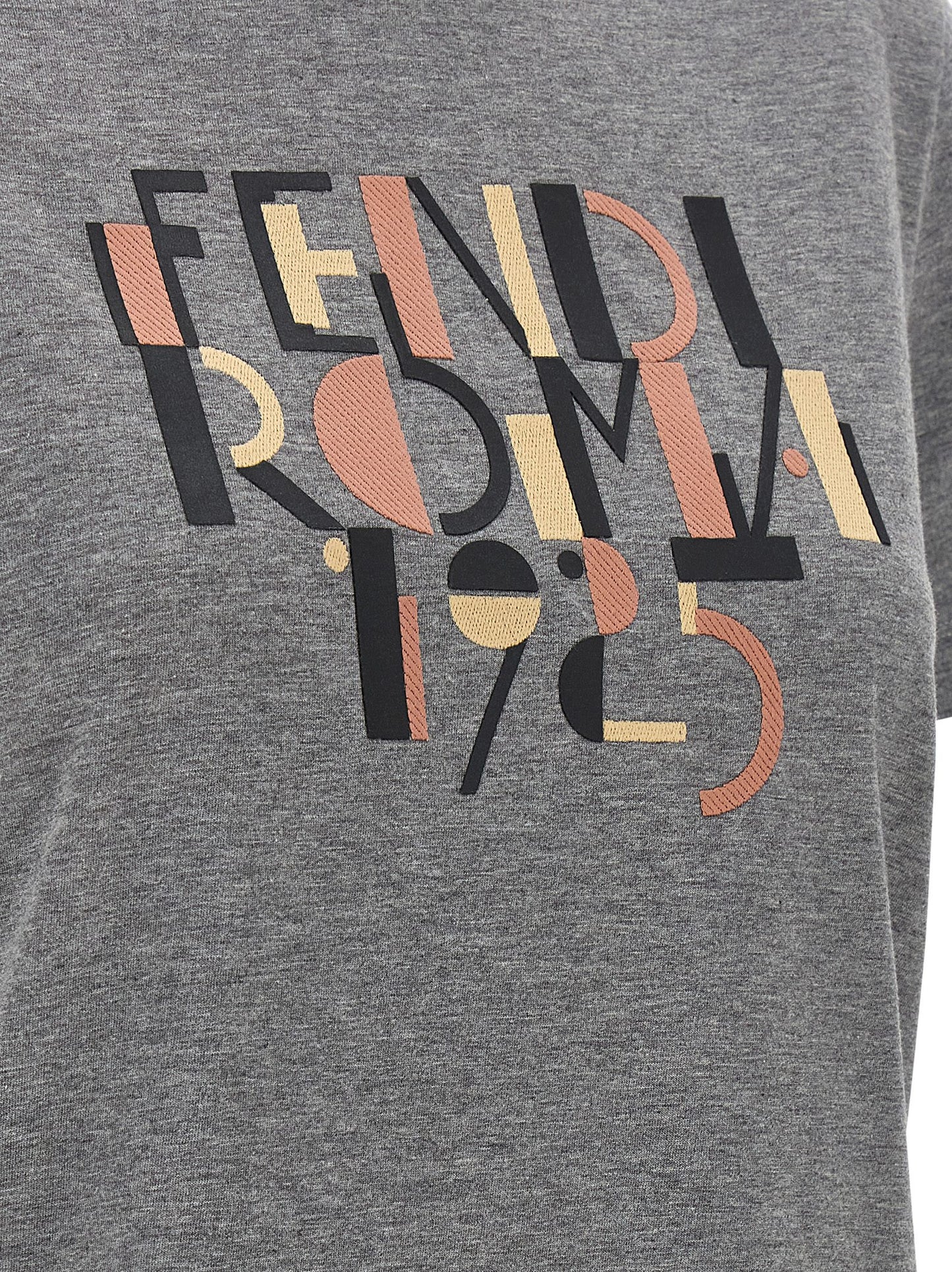 T-Shirt by Fendi for women in cotton gray & print showcases a dramatic silhouette, elegantly detailed with a dramatic and for a truly dramatic finish.