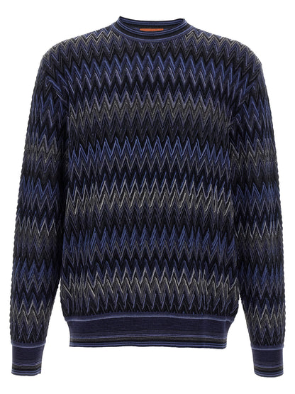 Cardigan by Missoni for men in wool blue & patterned features an crisp silhouette, showcasing a sophisticated crew neckline and detail for a truly crisp finish.
