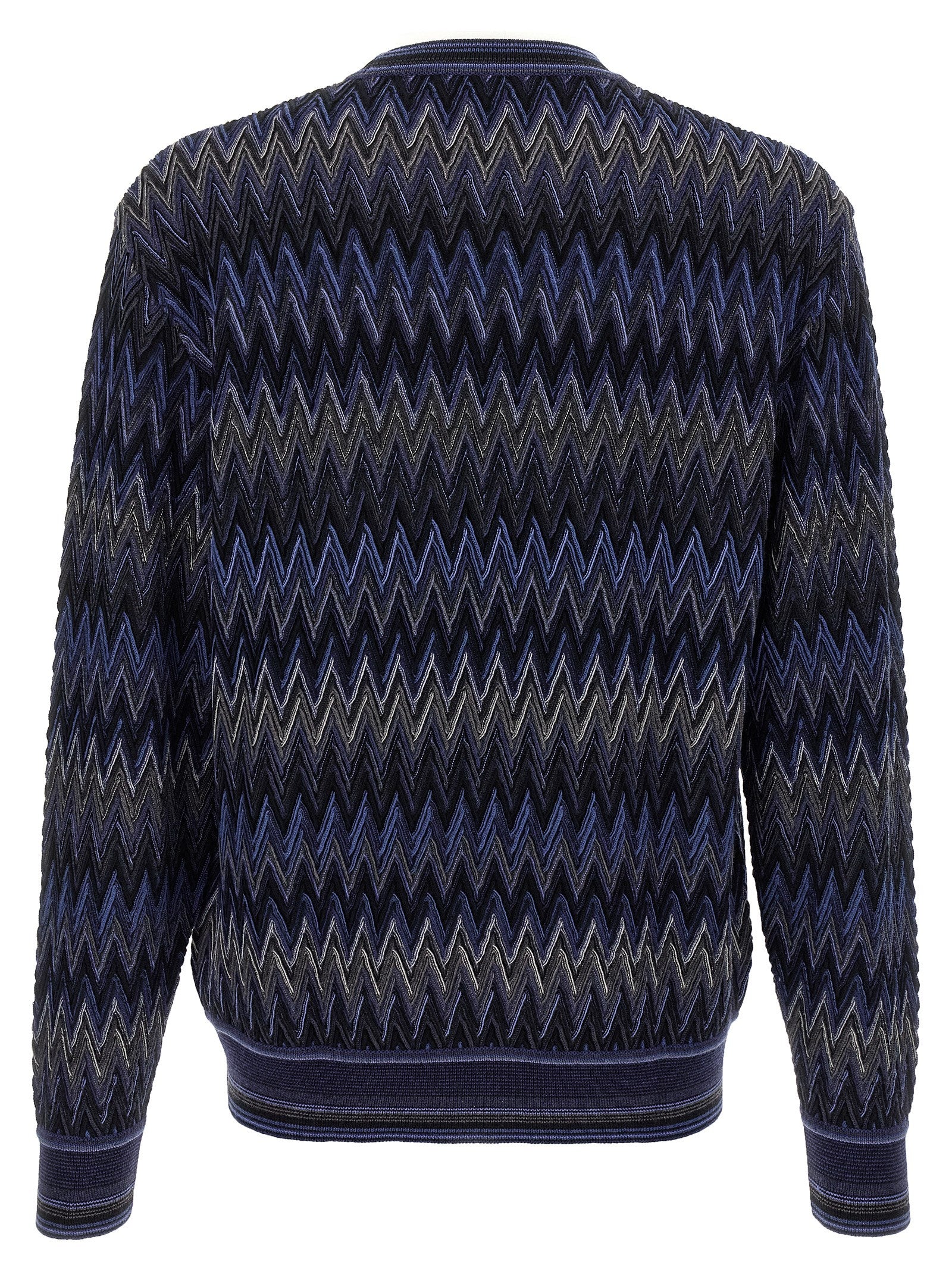 Cardigan by Missoni for men in wool blue & patterned features an impeccable silhouette, showcasing a sophisticated crew neckline and detail for a truly impeccable finish.