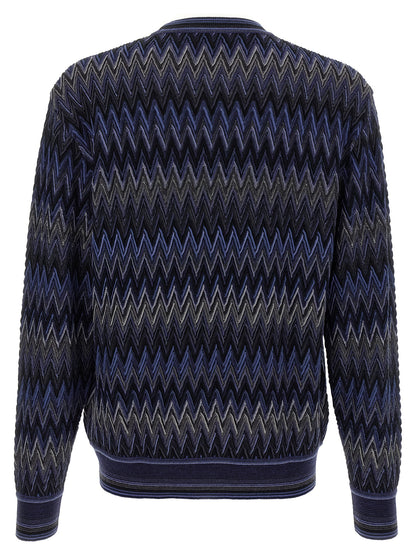 Cardigan by Missoni for men in wool blue & patterned features an impeccable silhouette, showcasing a sophisticated crew neckline and detail for a truly impeccable finish.