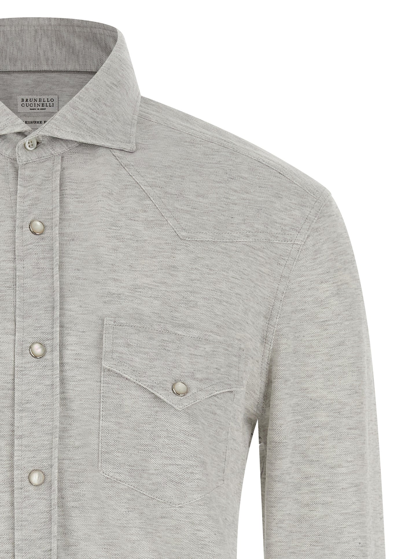 Shirt by Brunello Cucinelli for men in cotton gray showcases a sleek silhouette, elegantly detailed with a sleek and for a sleek finish.