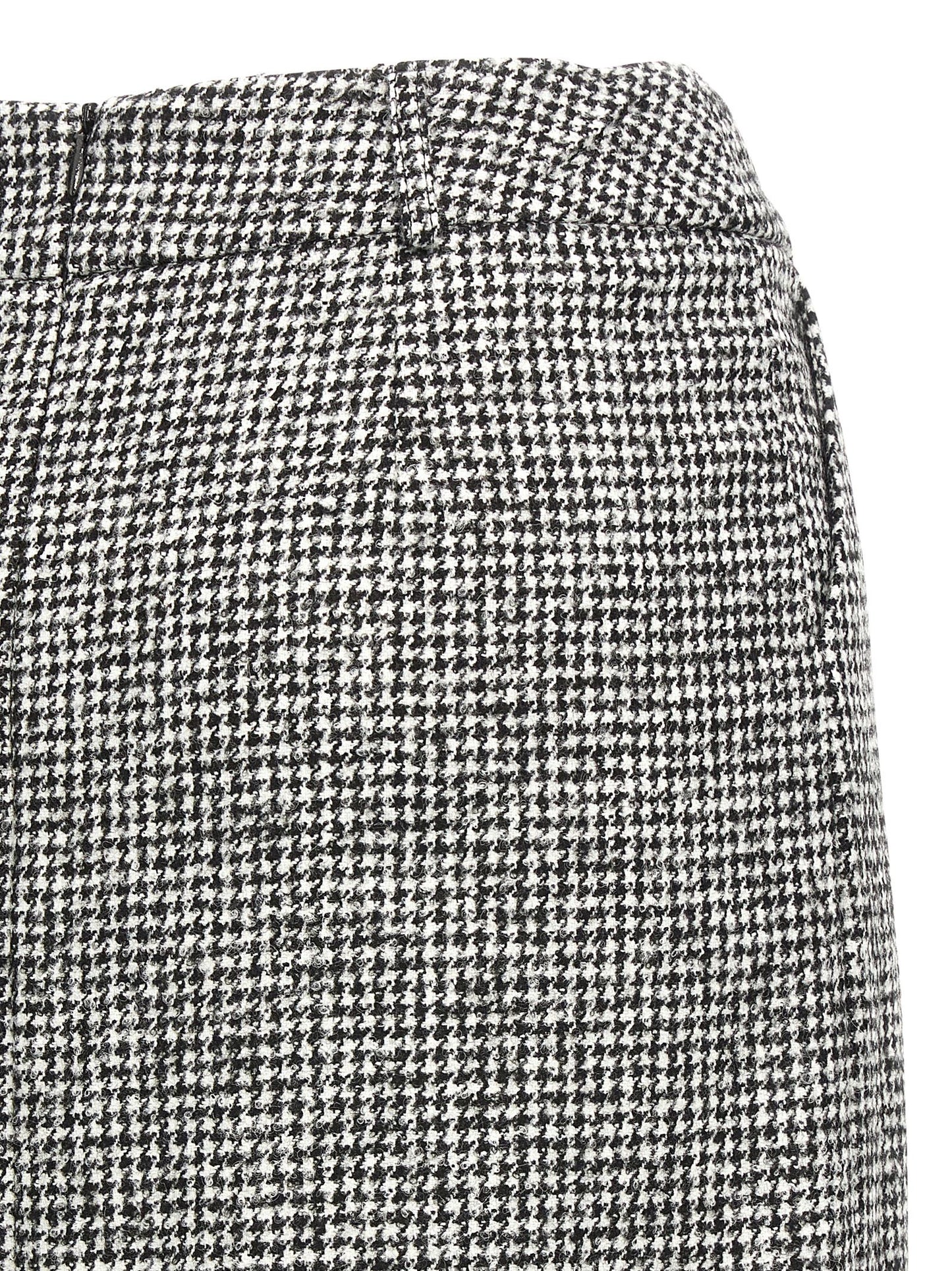 Skirt by Ermanno Scervino for women in polyamide acrylic wool bicolour, black & white features an tailored silhouette, artfully capturing the essence of Women's Sheath Polyamide Acrylic Wool Midi Skirt in a sophisticated midi.