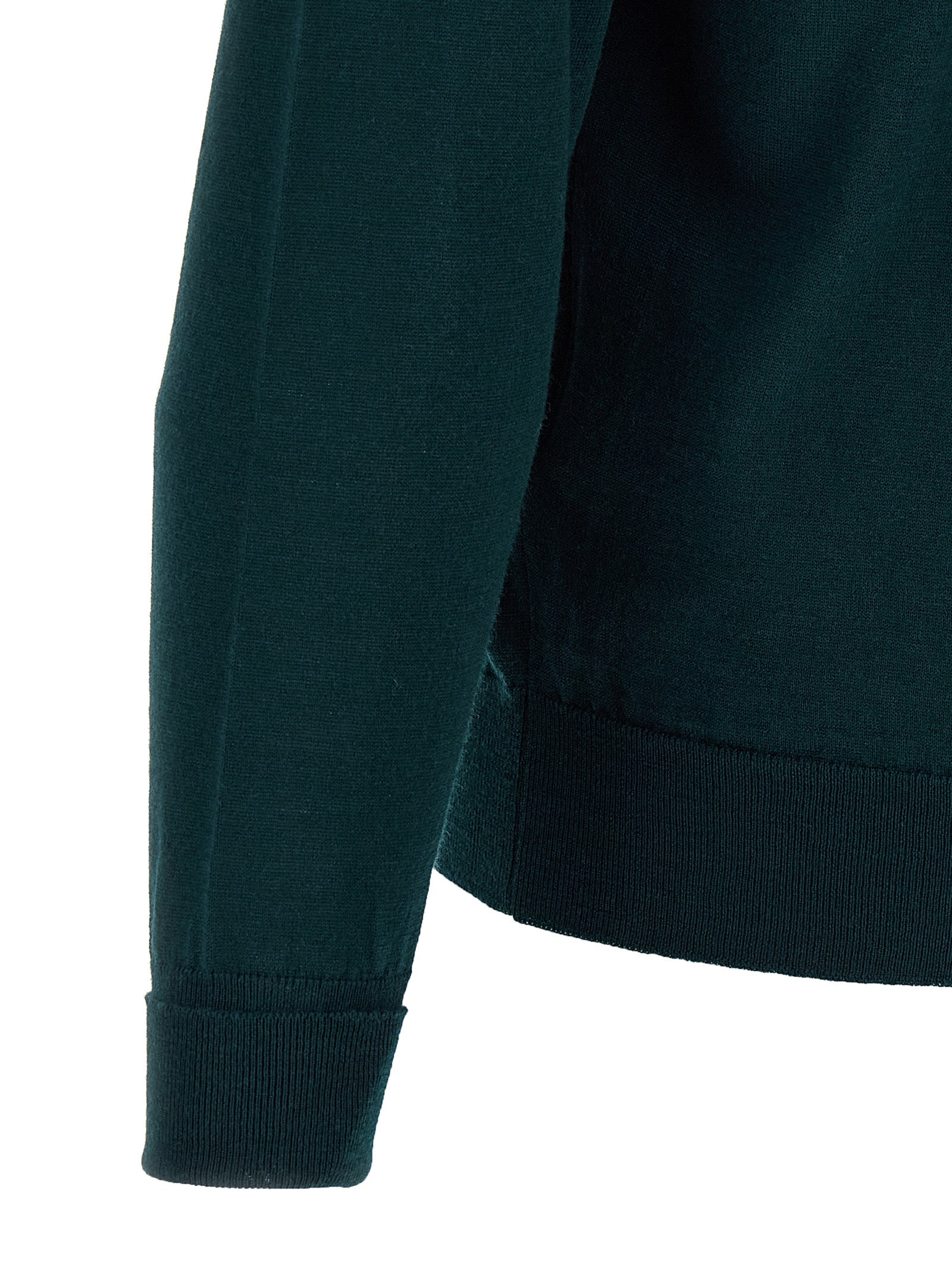 Cardigan by JOHN SMEDLEY for men in merino wool bicolour & green showcases a captivating silhouette, artfully detailed with a captivating and crew neckline for a truly sophisticated captivating look.