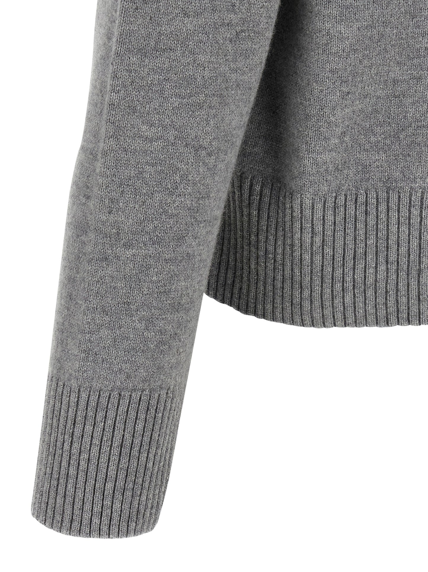 Cardigan by Ami Paris for men in cashmere gray features an crisp silhouette, showcasing a sophisticated and detail for a truly crisp finish.