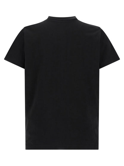 T-Shirt by Dsquared² for men in cotton bicolour, black, white & print showcases a chic silhouette, artfully detailed with a chic crew neckline and for a chic finish.
