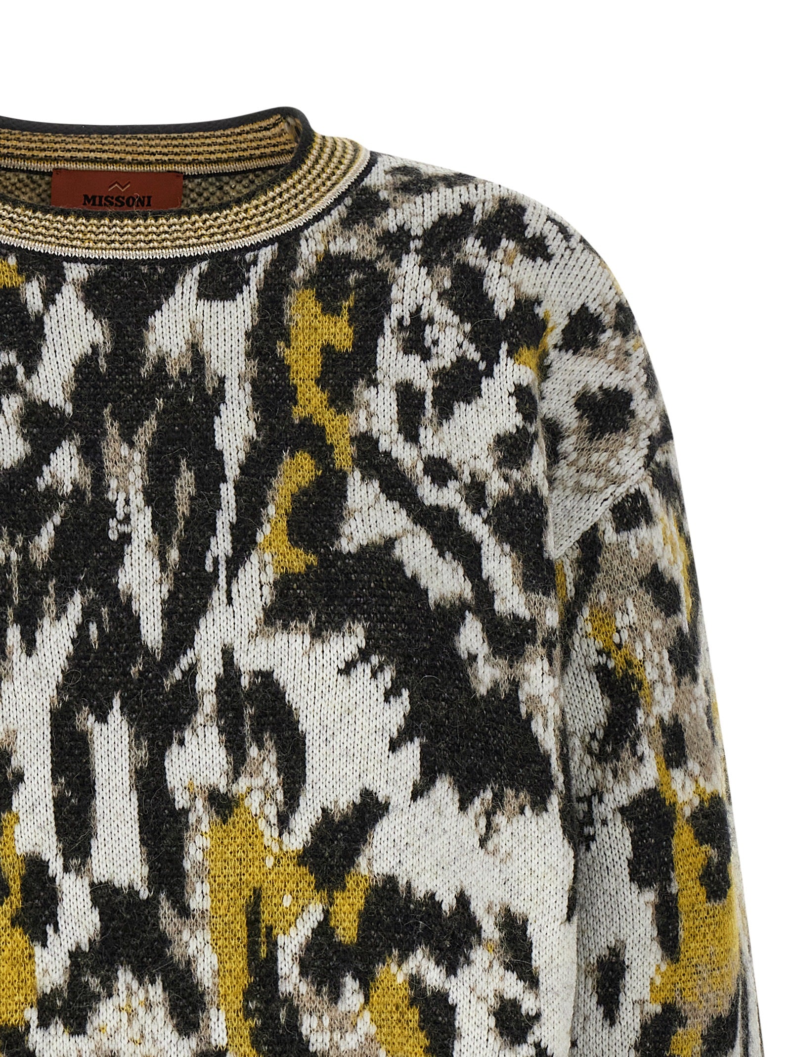Cardigan by Missoni for women in polyamide cotton & alpaca wool animal, multicolor, jacquard & print showcases a captivating silhouette, artfully detailed with a captivating and crew neckline for a truly sophisticated captivating look.