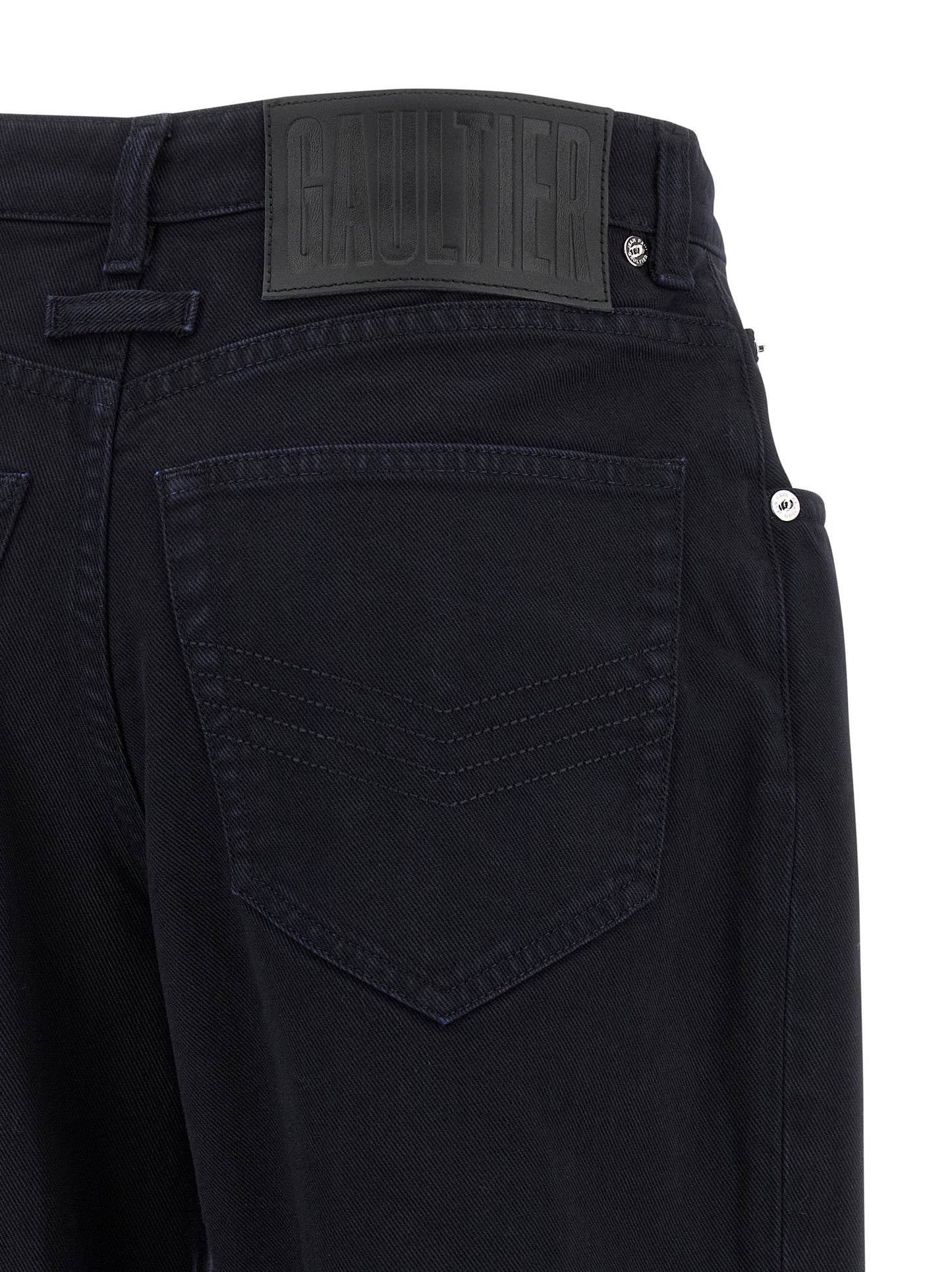 Jeans by Jean Paul Gaultier for women in denim cotton blue features an sophisticated and wide with a precise long, creating a sophisticated and sophisticated silhouette.