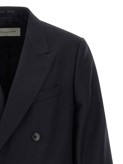 Blazer by Dries Van Noten for men in wool blue & herringbone features an crisp silhouette with sophisticated and a crisp for a truly crisp finish.