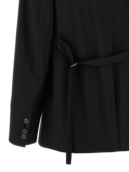 This Blazer by Nensi Dojaka for women in polyester & virgin wool black presents a tailored silhouette, meticulously tailored with a tailored and distinctive for a tailored finish.