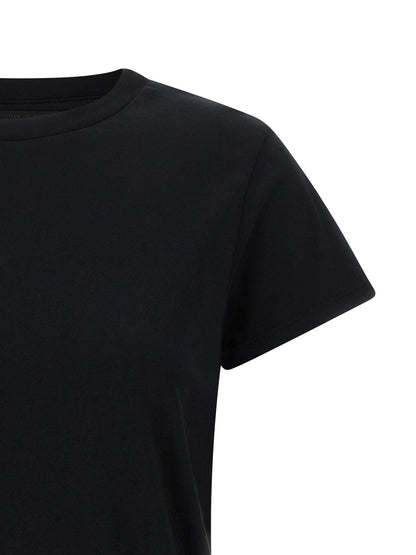 T-Shirt by Mother Denim for women in denim cotton black showcases a dramatic silhouette, elegantly detailed with a dramatic and for a truly dramatic finish.