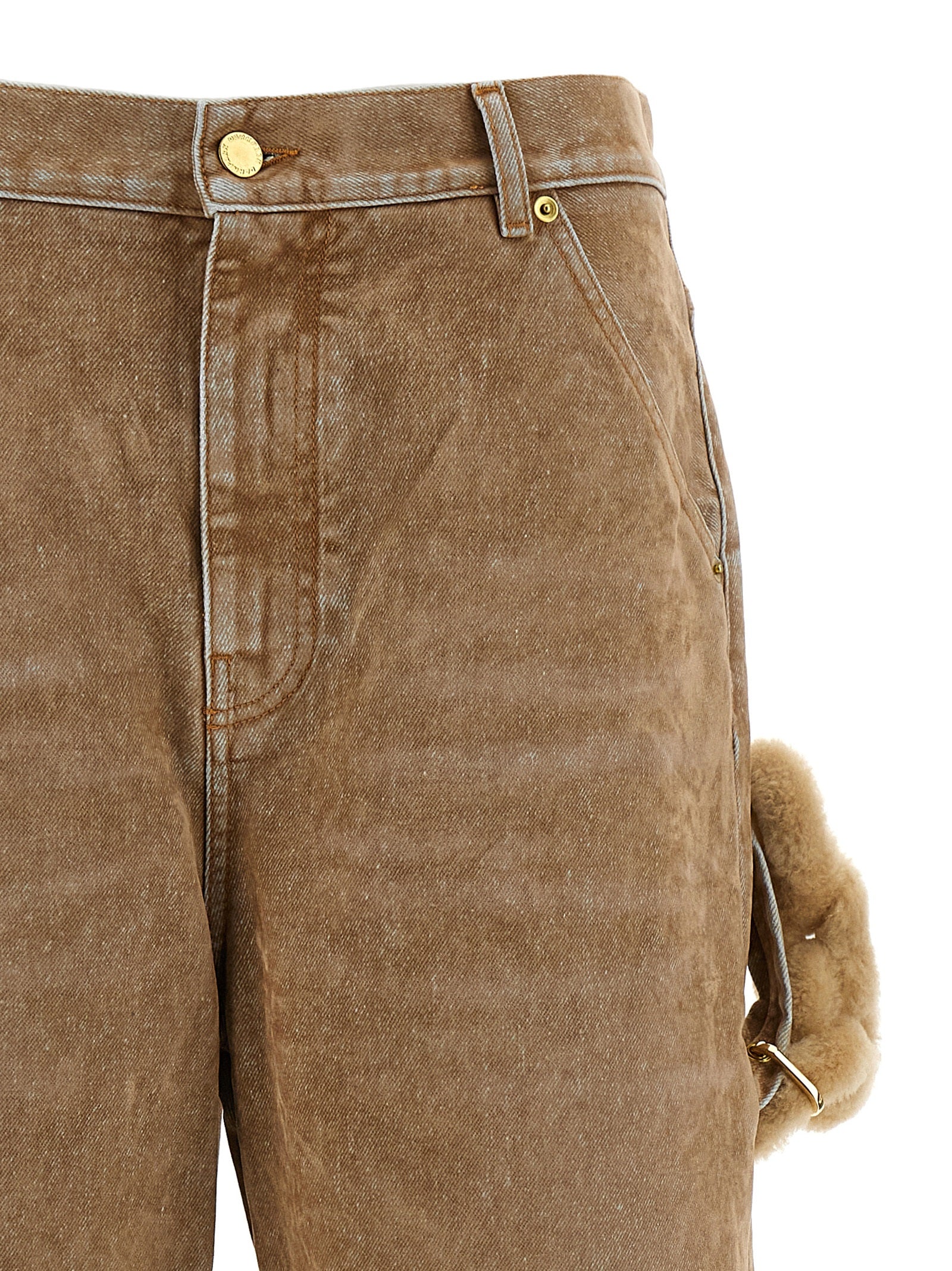 Jeans by Darkpark for women in denim cotton & faux fur beige features an sartorial straight-leg and long with a cut for a sartorial finish.