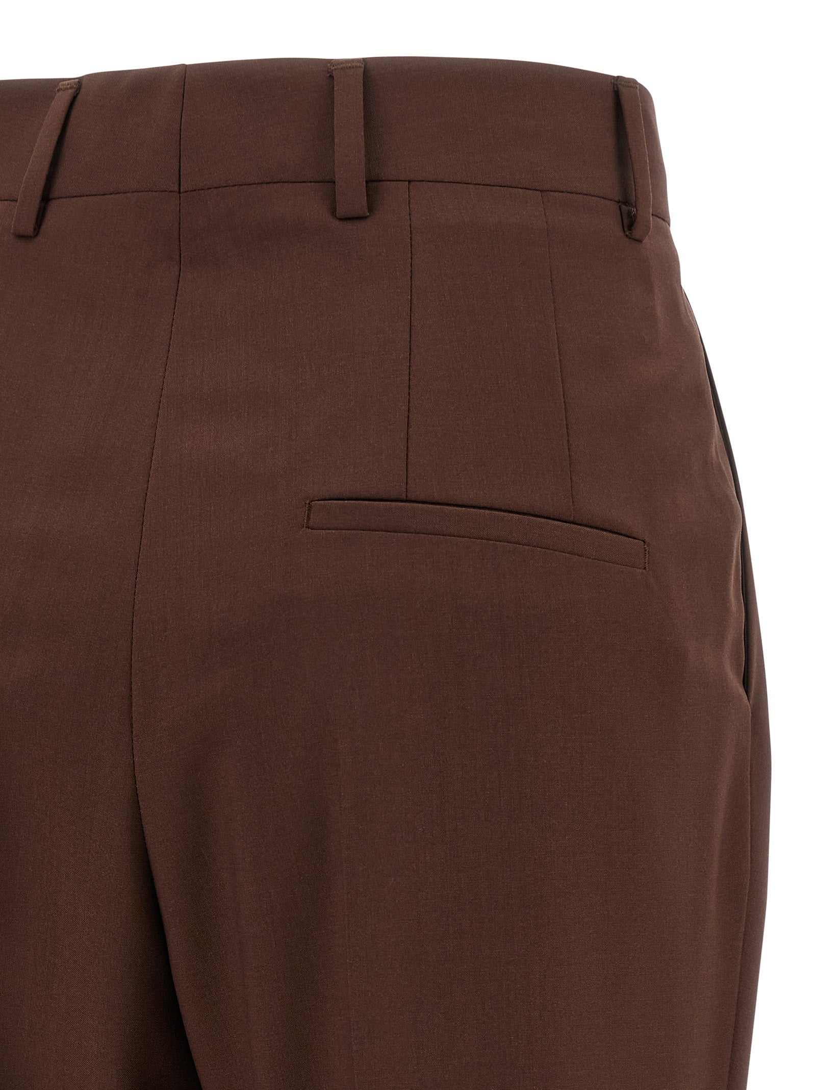 Trousers by Armarium for women in virgin wool brown presents a smart silhouette, meticulously detailed with a smart straight-leg, a smart long, and a smart .