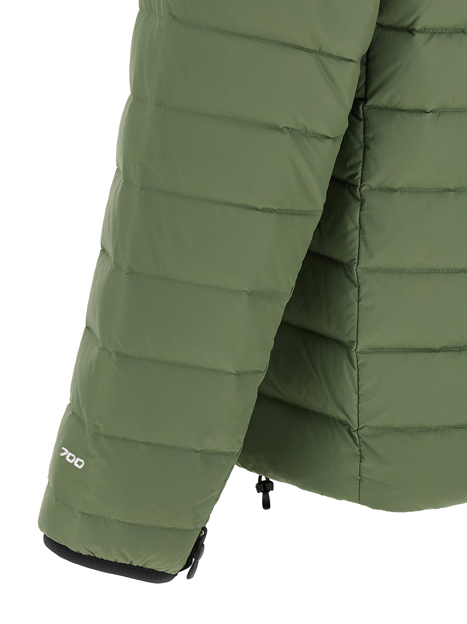 Overcoat by The North Face for men in nylon & goose down bicolour & green features a cosy chic silhouette, artfully detailed with a sophisticated and premium pockets & insulated for a cosy chic finish.