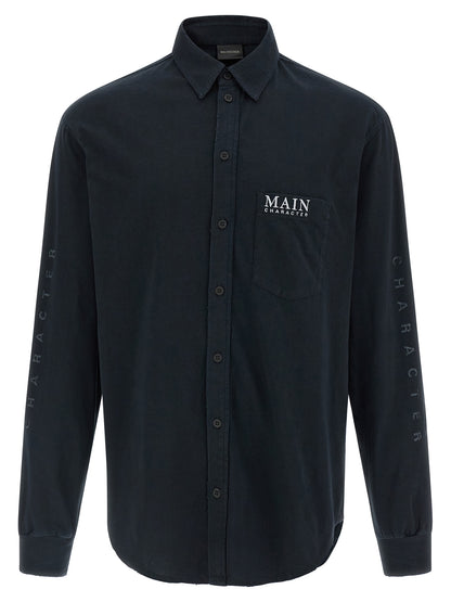 Shirt by Balenciaga for men in cotton black showcases a sharp silhouette, elegantly detailed with a sharp shirt-collar neckline and sharp long-sleeve.