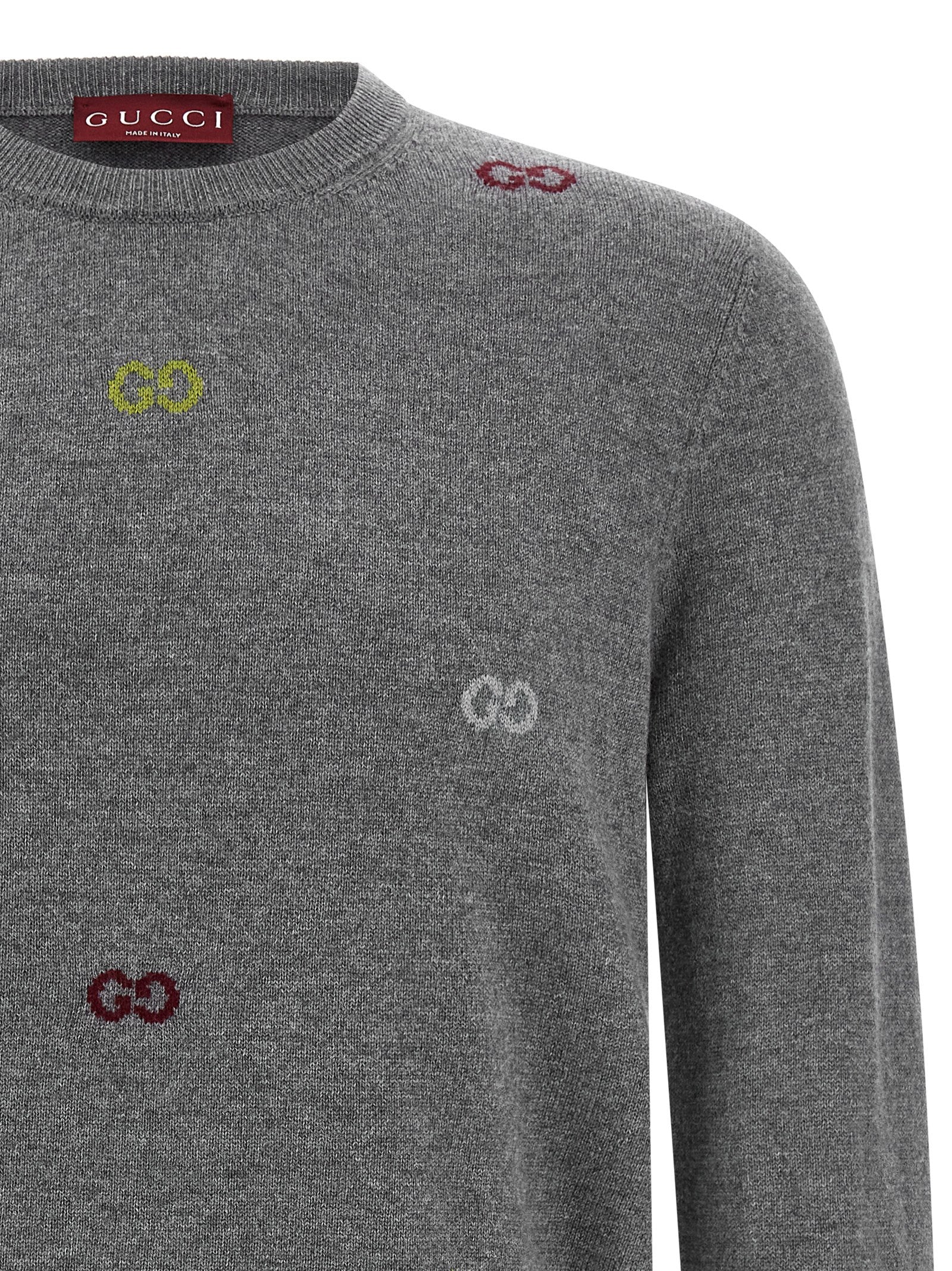 Cardigan by Gucci for men in cashmere gray & multicolor showcases a luxurious silhouette, meticulously detailed with a sophisticated round neckline and for a refined finish.