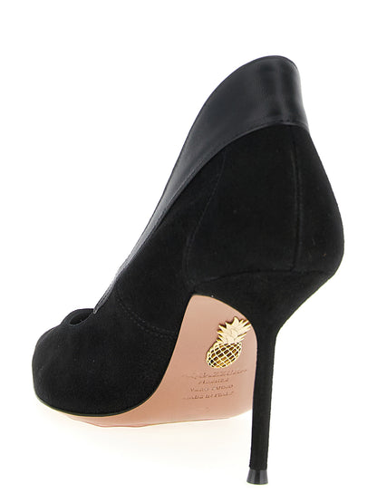 High-Heel Stiletto Pumps Heels by Aquazzura for women in nappa & suede goatskin leather and black showcases a effortlessly elegant silhouette as Women's Nappa & Suede Goatskin Leather High-Heel Stiletto Pumps Heels, featuring a effortlessly elegant stiletto high-heel and a effortlessly elegant pointed toe style for an elegant look.