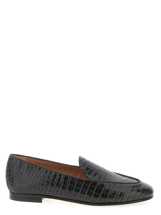 Flat Loafer Slip-On Slippers Shoes by Aquazzura for women in calfskin & lamb leather black features an ergonomic silhouette, perfectly showcasing Women's Calfskin & lamb Leather Flat Loafer Slip-On Slippers Shoes with its distinct flat and elegant .